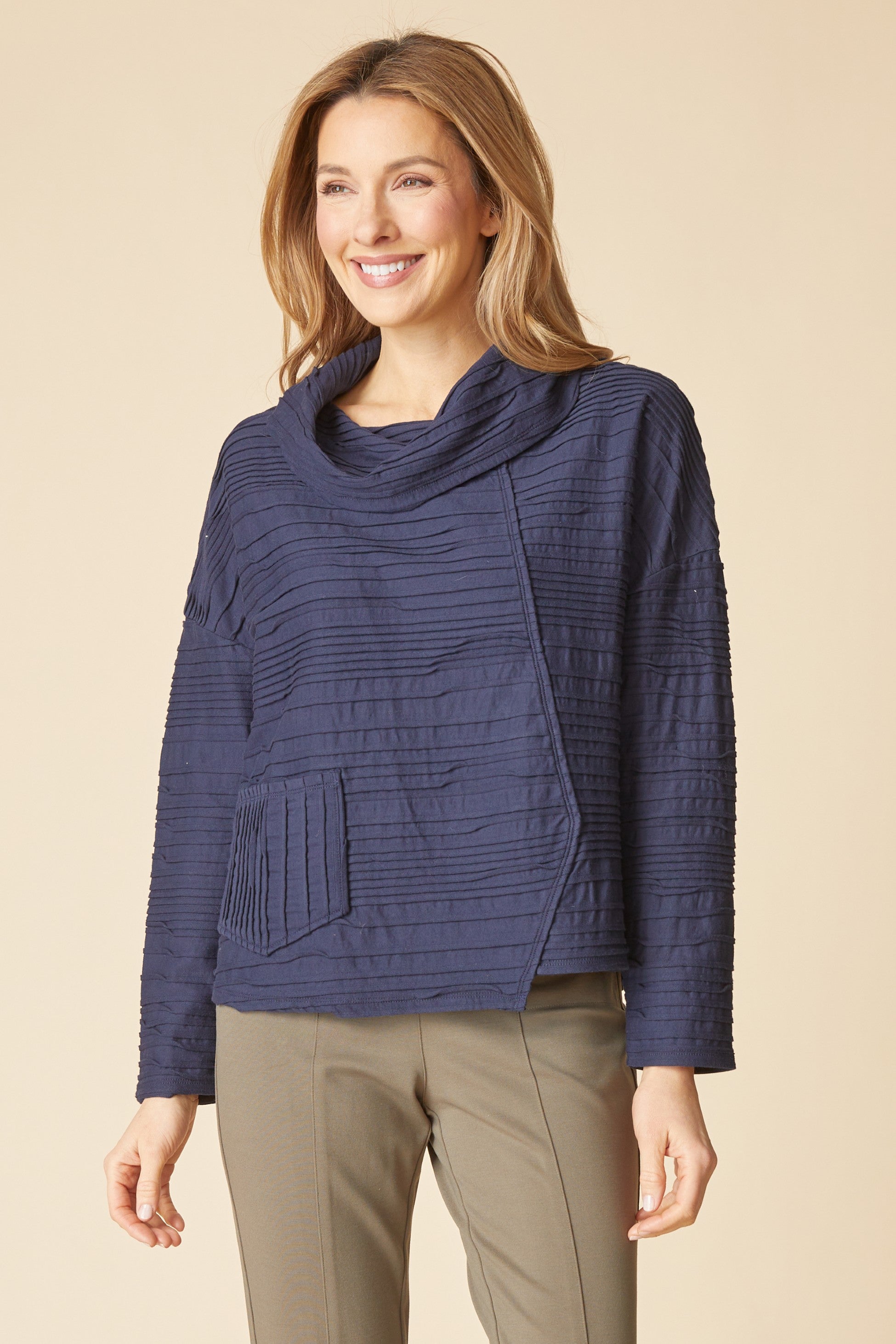 Habitat 16018 Ripple Effect Cowl Pullover