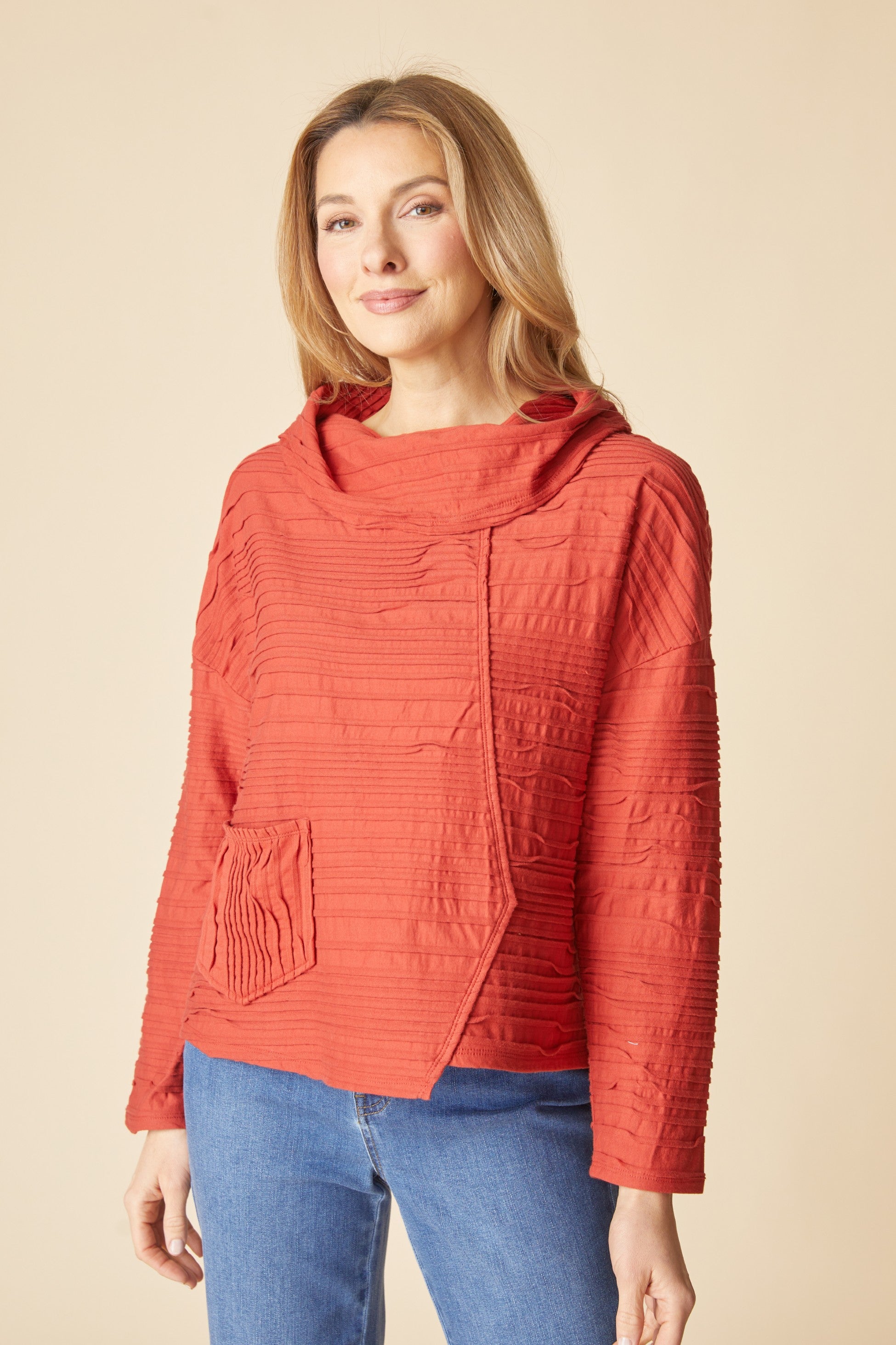 Habitat 16018 Ripple Effect Cowl Pullover