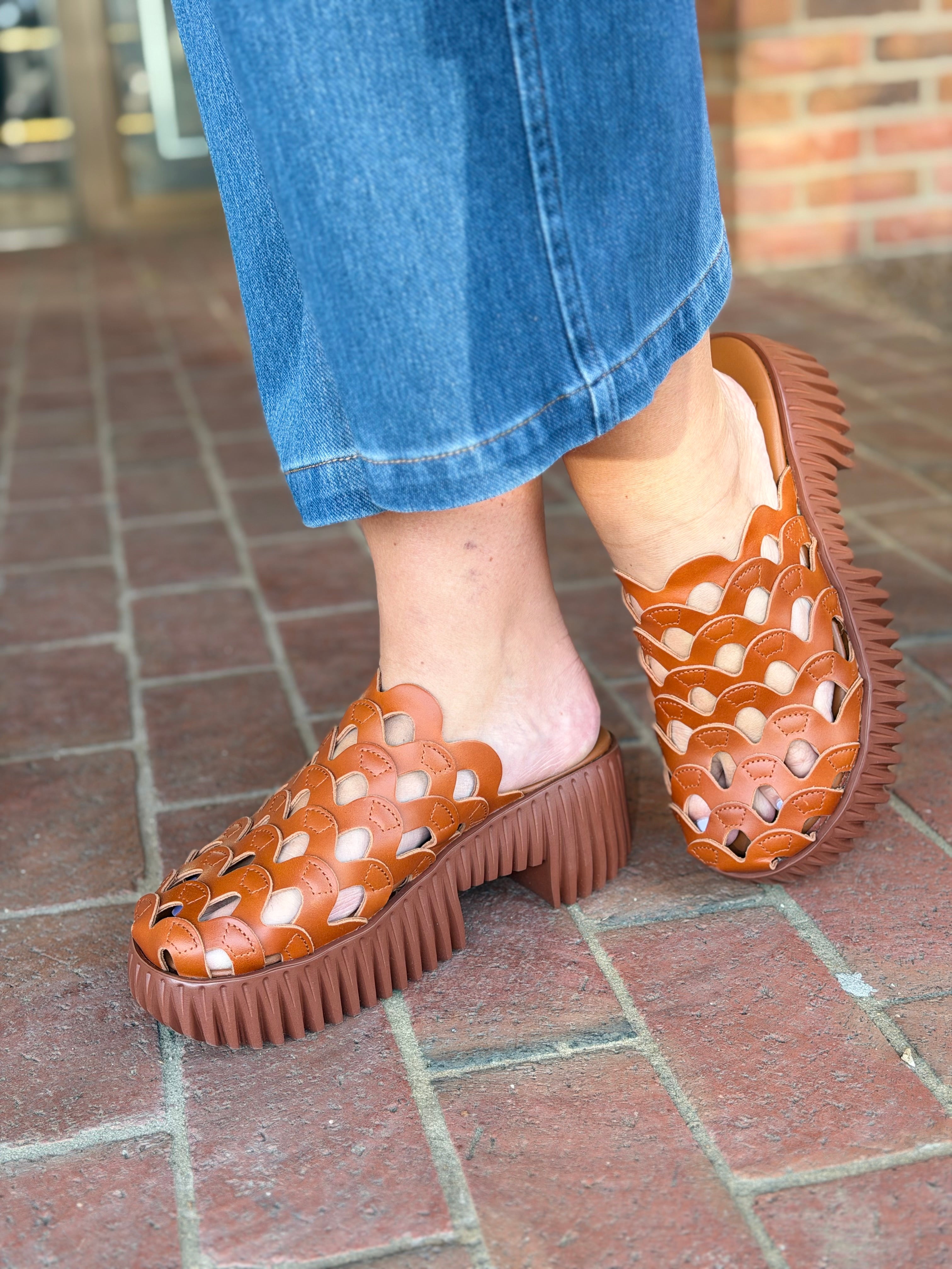 4CCCCEES – Cute & Comfy