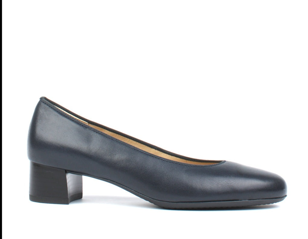 FINAL SALE ara 12-16601 Vivian