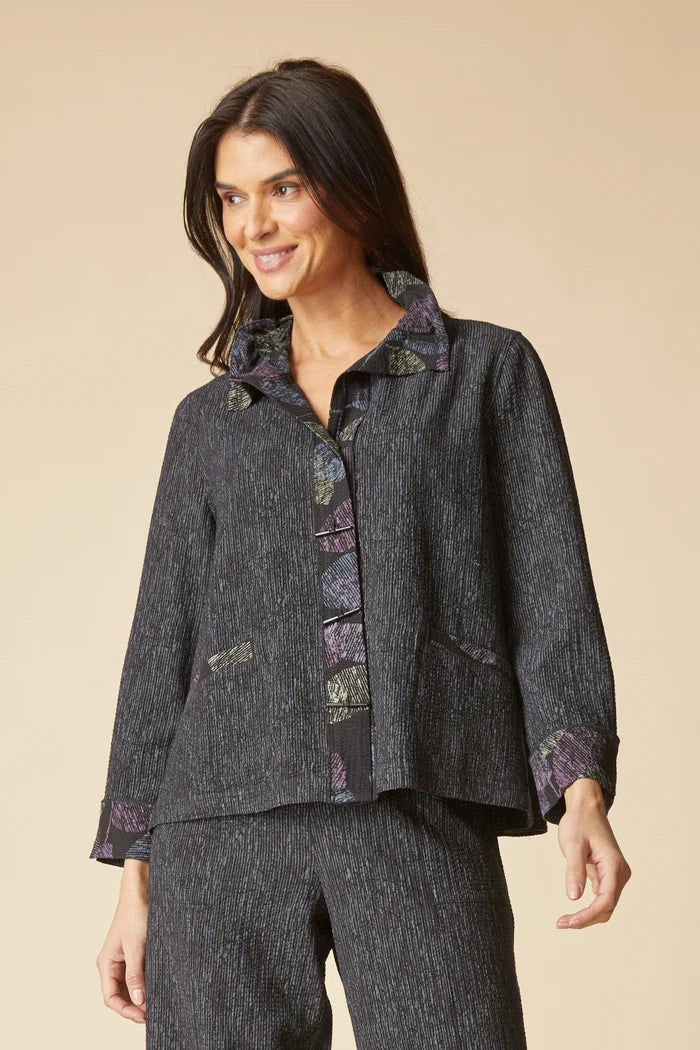 Habitat 21048 Crinkle Crepe Scattered Leaves Luna Jacket
