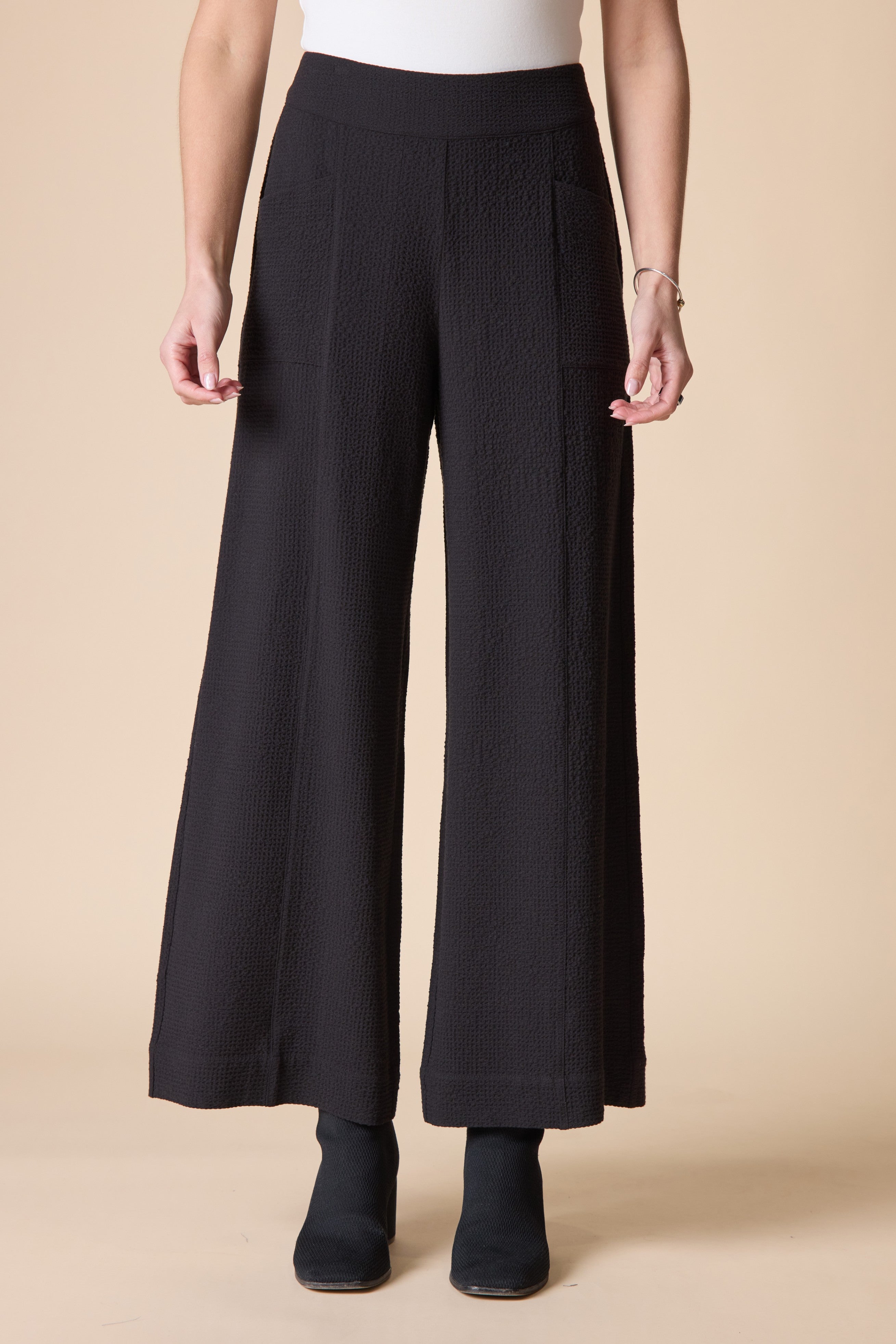 Habitat 21062 Crinkle Crepe Solid Aria Pant