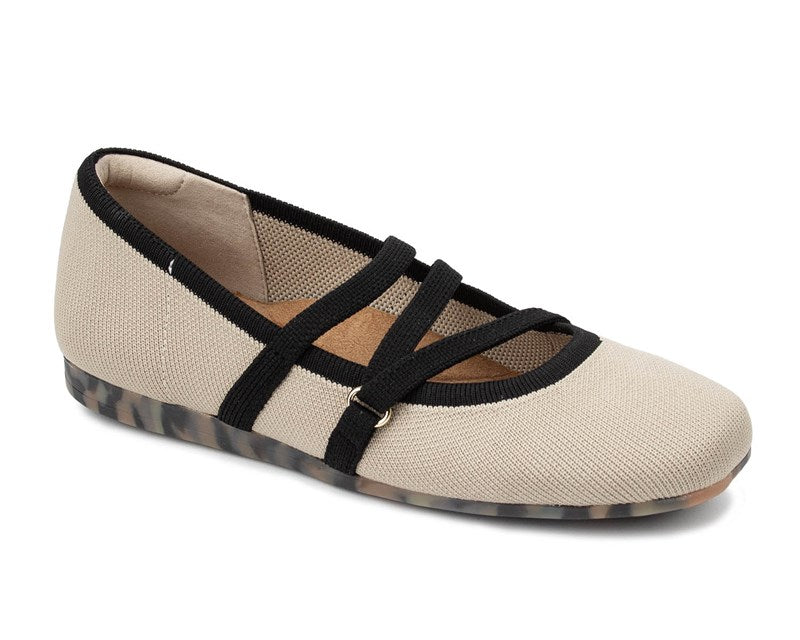 Ros Hommerson Nicolette Flat