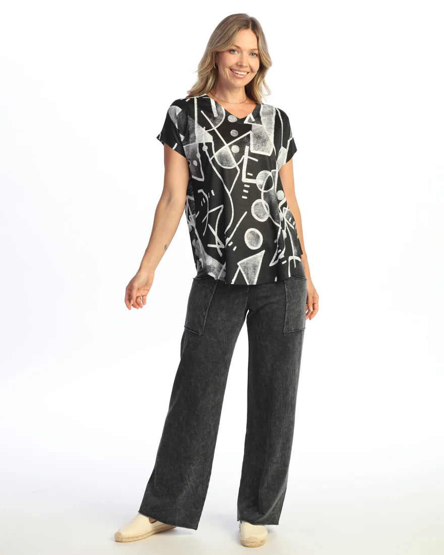 Jess & Jane 60-2192 Art Skool V-Neck Dolman Sleeve Top – Cute & Comfy