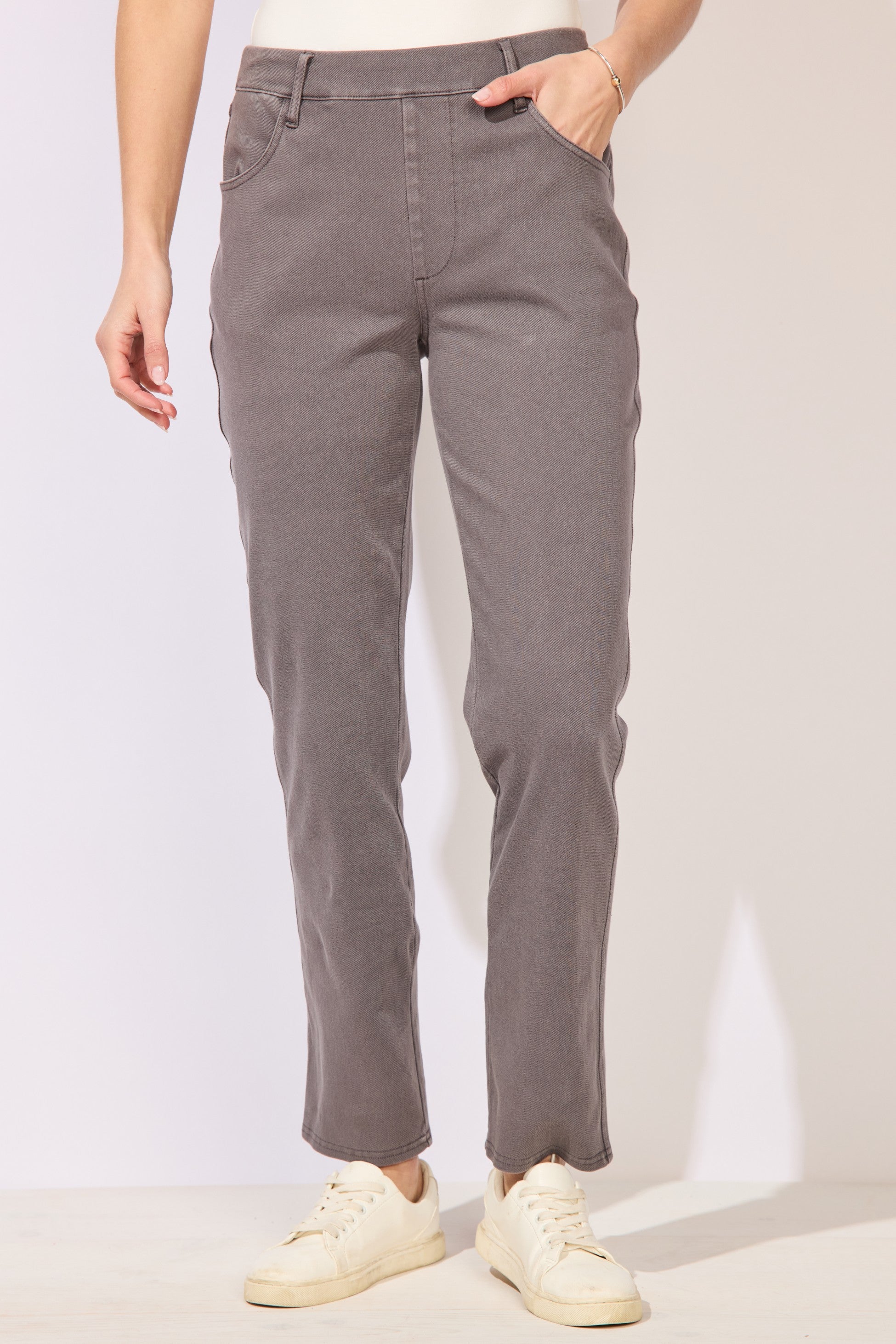 Escape by Habitat 64070 Comfort Knit Denim Straight Jean