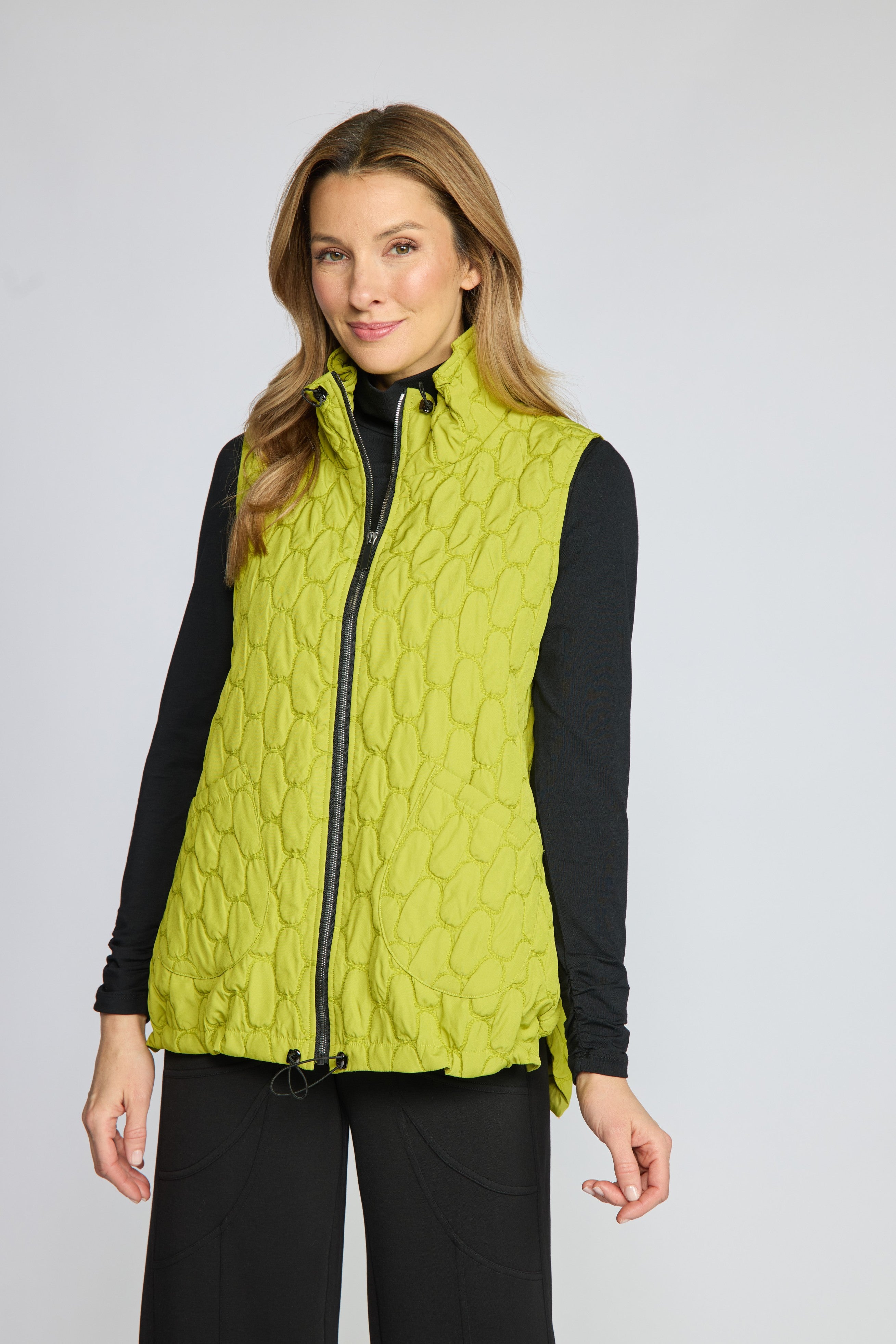 Olivia by Habitat 990637 Nexus Quilt Capsule Vest