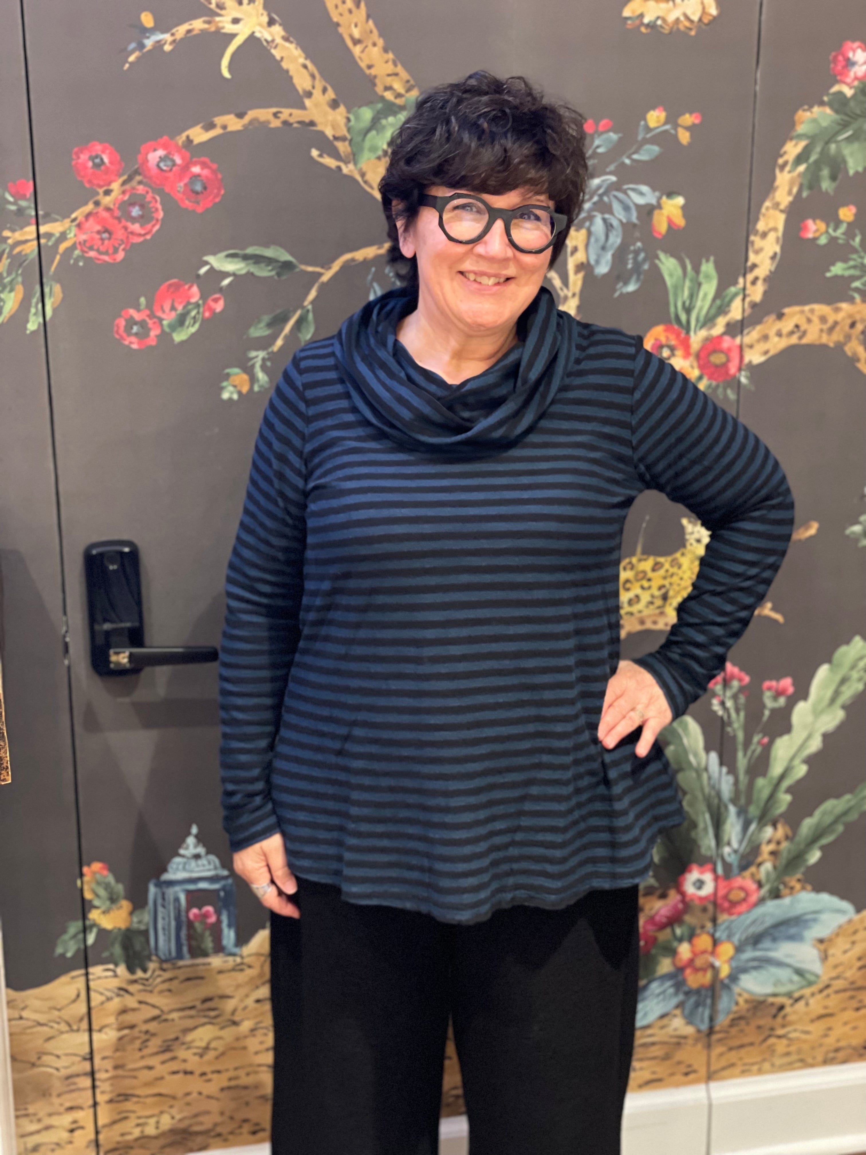 Cute & Comfy 5757428 Cowl Neck Pullover