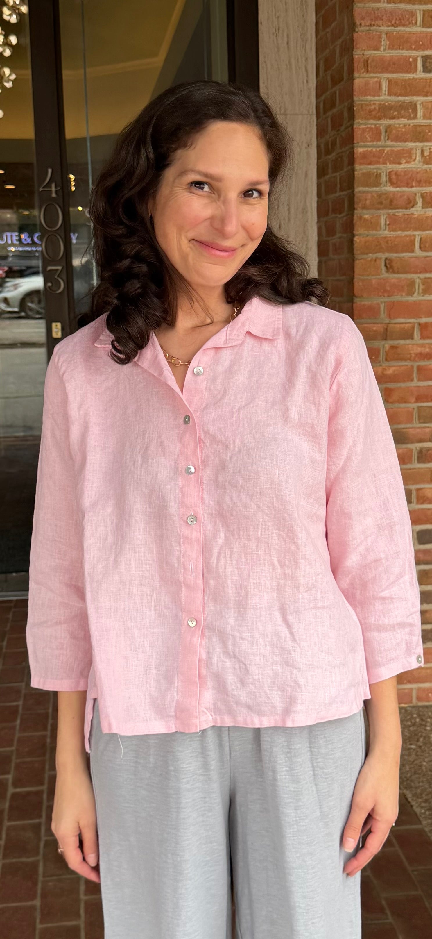 Cute & Comfy 4406644 Hi-Low Button Crop Shirt
