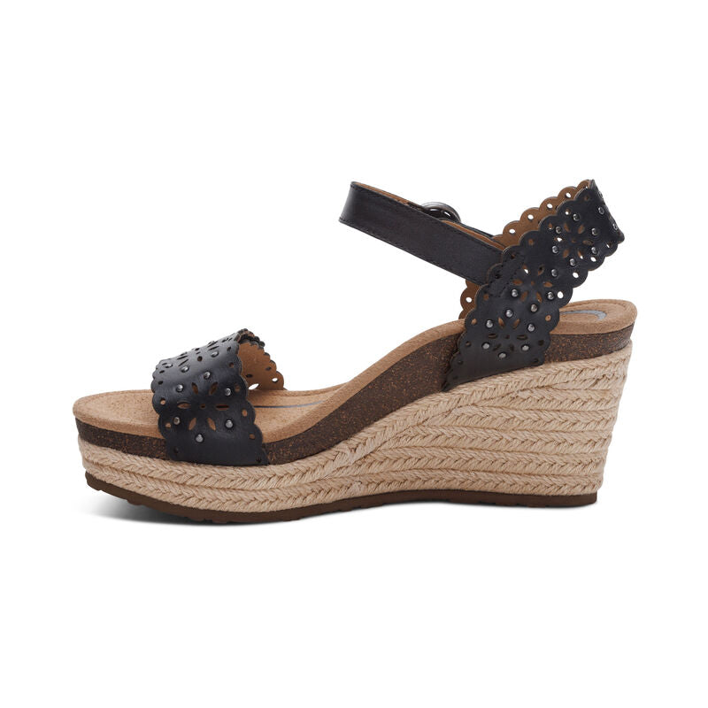 FINAL SALE Aetrex Sydney Espadrille Wedge – Cute & Comfy