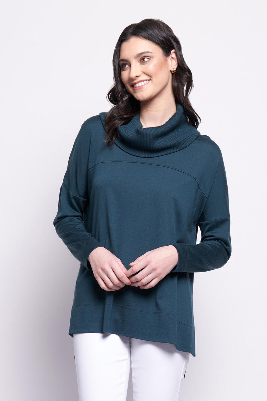 Foil P-7993 Love Your Moves Sweater