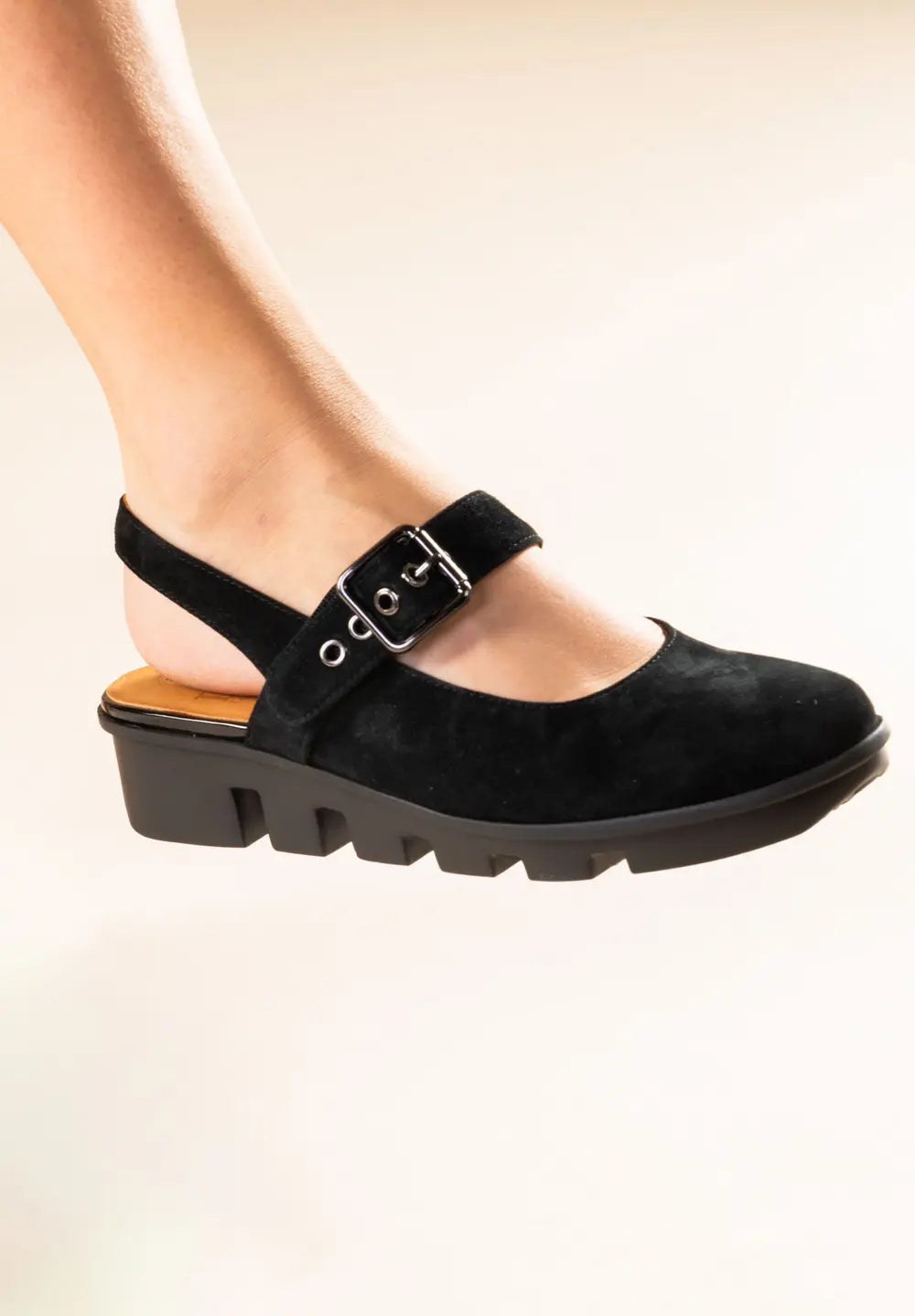 L'Amour Des Pieds Hyrella
