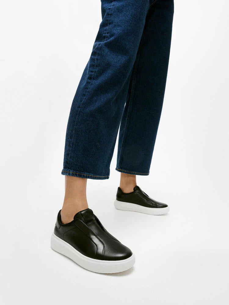 FitFlop RTG Leather Slip-On Sneakers