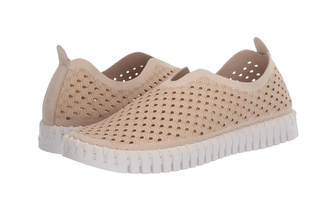 FINAL SALE Ilse Jacobsen Tulip 139 Slip On Shoe – Cute & Comfy